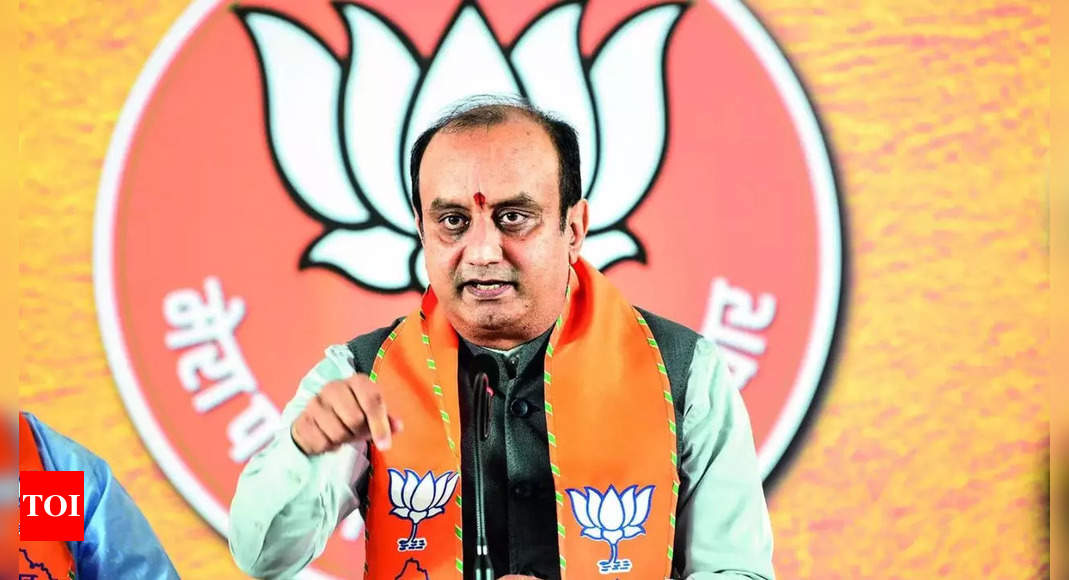 'One shouldn't do politics in such incidents': BJP's Sudhanshu Trivedi criticises politics over Hathras stampede | India News