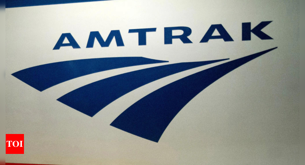 Amtrak service between New York City and Boston restored after lightning causes malfunction – Times of India