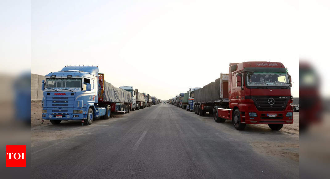 Stranded aid trucks in Egypt deepen Gaza's humanitarian crisis - Times of India