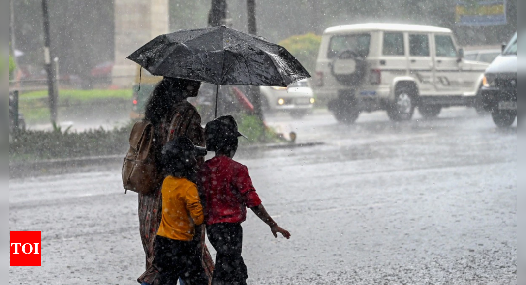 IMD issues heavy rainfall alert for Konkan & Goa, Kerala, Karnataka, Maharashtra in next 5 days | India News