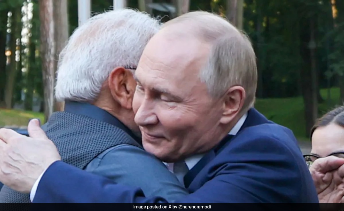 PM Modi Hugs Putin On Russia Visit, Tea Meet At His Home, Golf Cart Ride