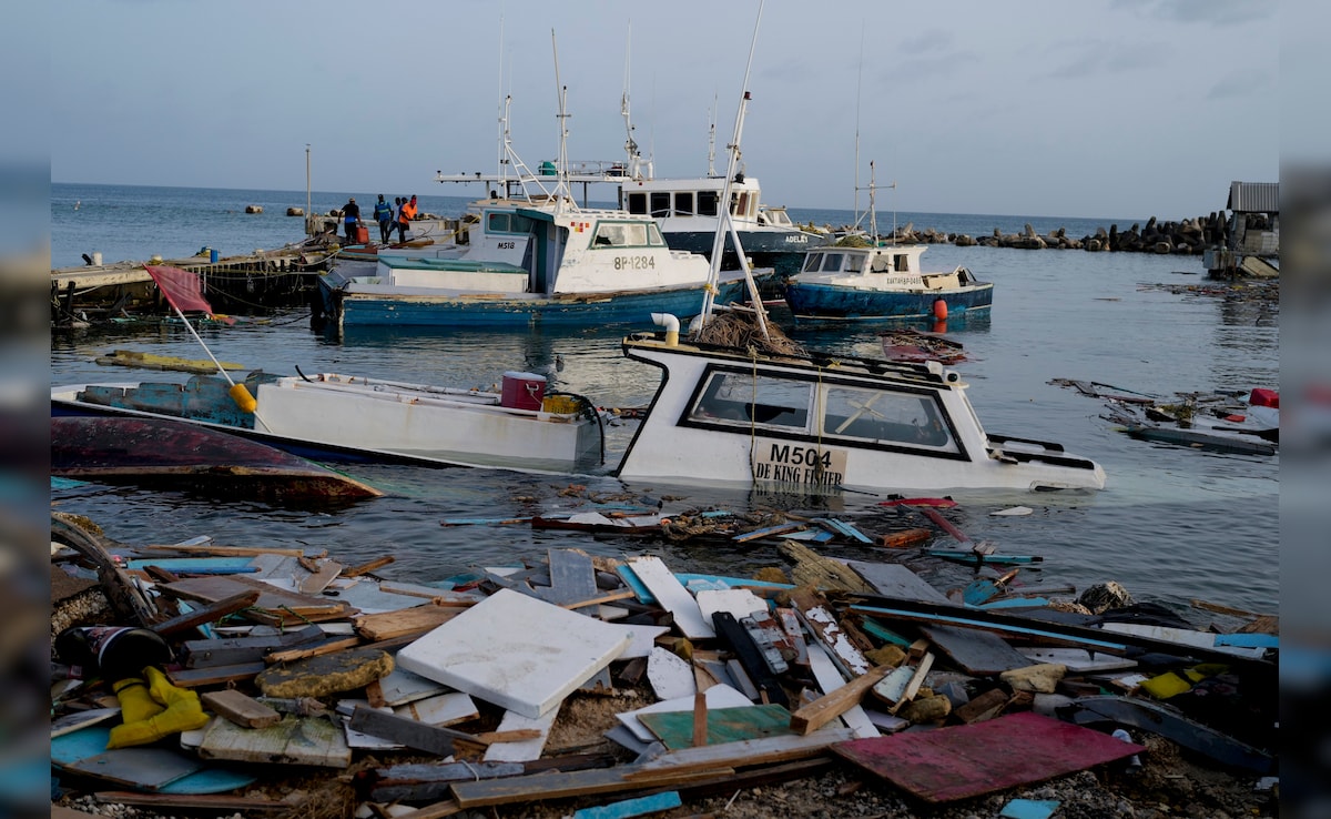 8 Killed As Storm Beryl Sweeps Across US, Death Count Rises To 18