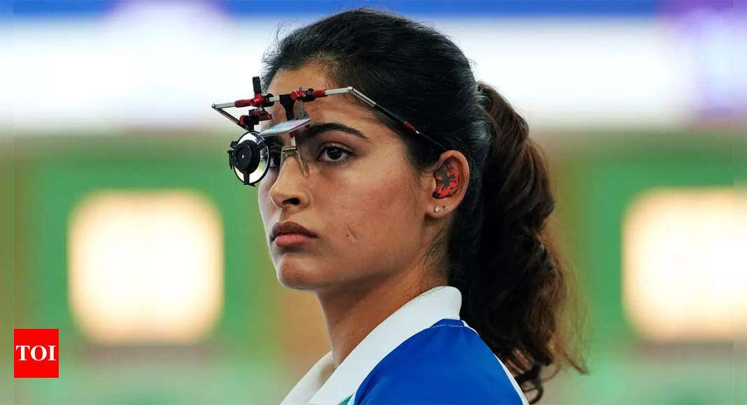 Manu Bhaker enters her first Olympic final; salvages India's underwhelming day in shooting | Paris Olympics 2024 News – Times of India