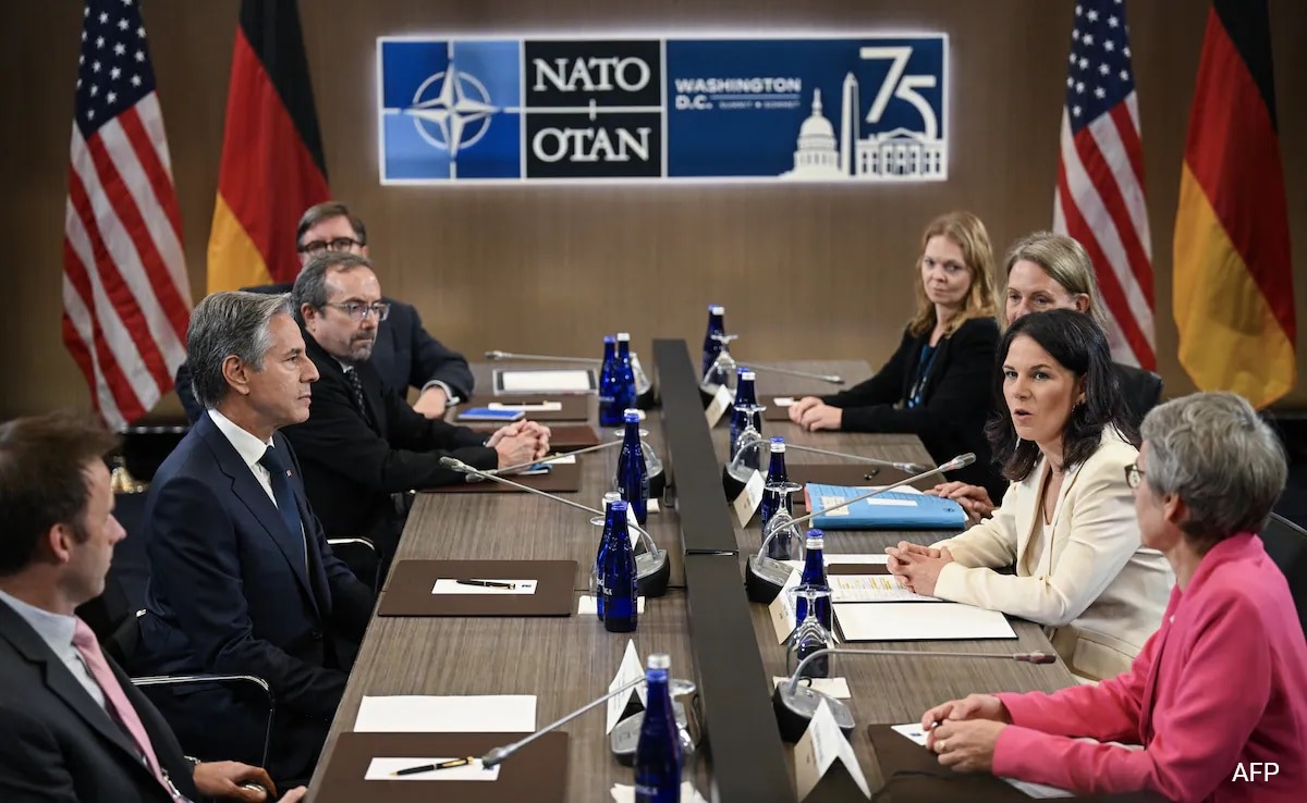 NATO Leaders Express "Profound Concern" Over China-Russia Ties