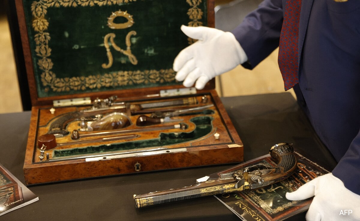 Pistols With Which Napoleon Intended To Kill Himself Sold For $1.8 Million