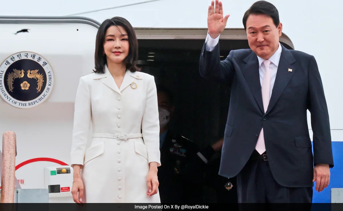 South Korea First Lady, A Rs 1.84 Lakh Handbag At Centre Of "Dior Scandal"