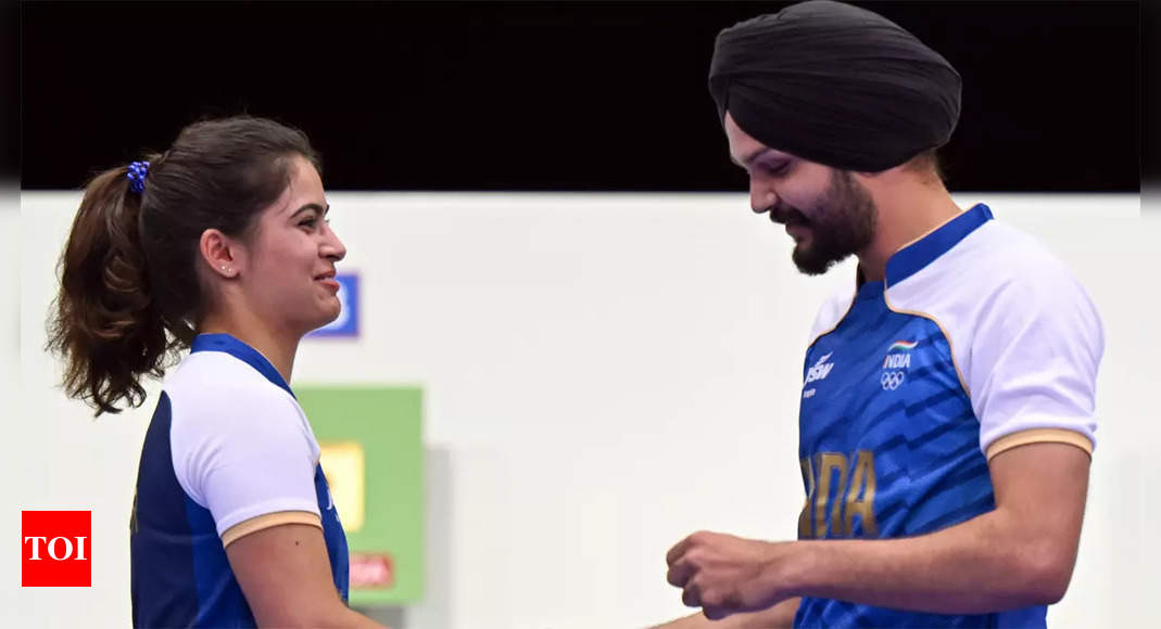 'You've done what no Indian shooting pair has done before': Sports fraternity lauds Manu-Sarabjot for Paris Olympics bronze win | Paris Olympics 2024 News – Times of India