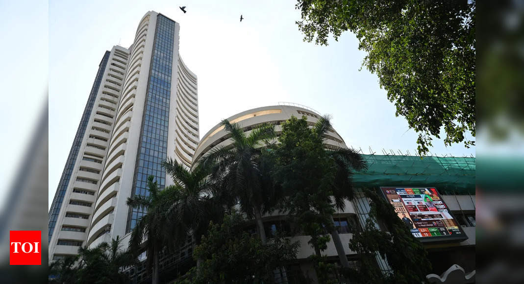 Relief rally: Sensex jumps 875 pts despite FPI selling