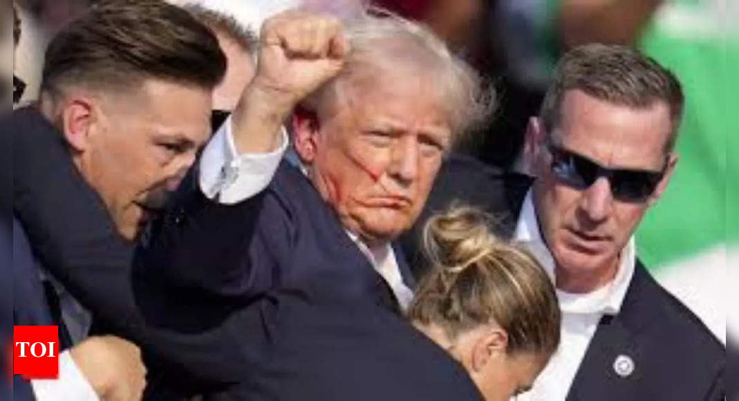 'He’s got glasses, long hair': New footage shows the moment police spotted Trump shooter; watch - Times of India