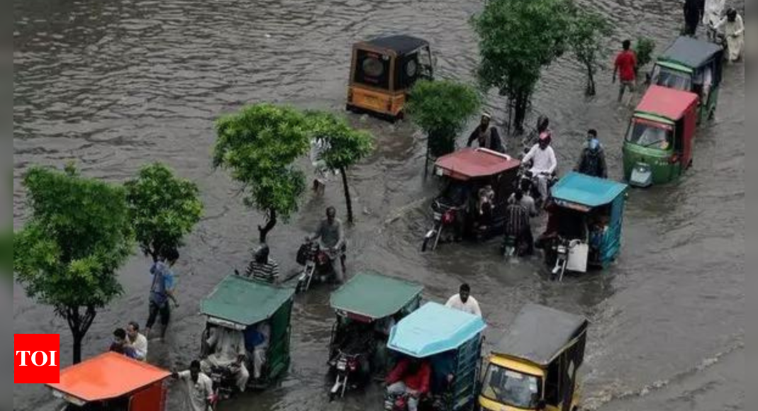 Pakistan: Met Department predicts more monsoon rains from Aug 14 - Times of India