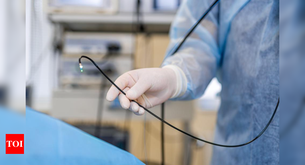 Indian-American doctor didn't hear patient’s painful cries during colonoscopy due to missing hearing aids – Times of India