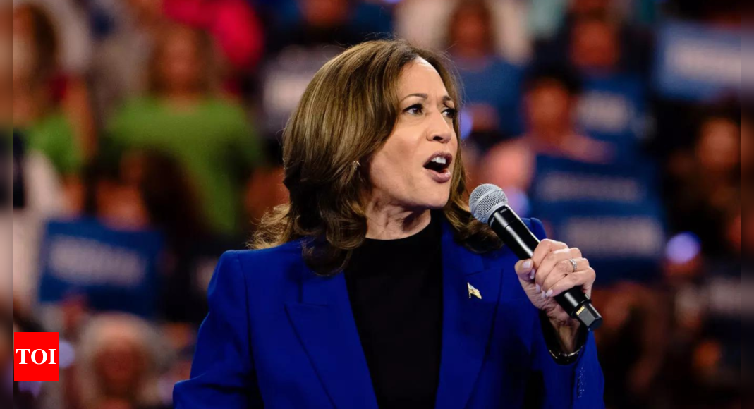 'I’m asking for your attention': Back when mic was snatched from Kamala Harris’ hand on stage by ... - Times of India