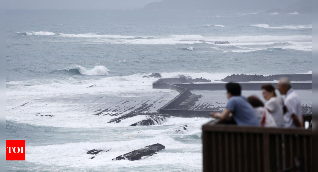 Japan on high alert as Typhoon Shanshan nears with torrential rain and gusty winds – Times of India