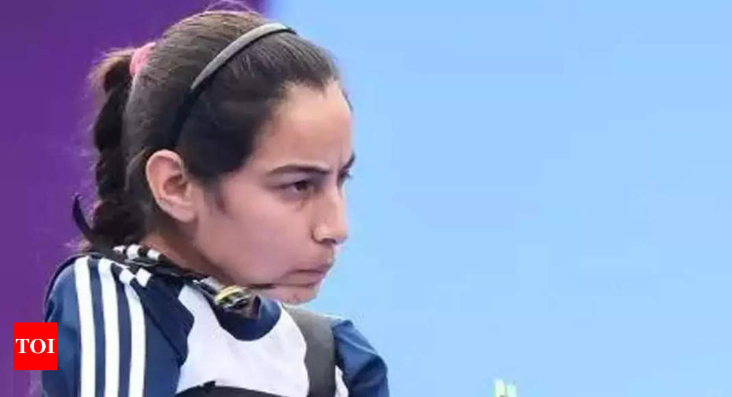 Armless archer Sheetal Devi's new world record gets broken by a point, finishes 2nd in ranking round at Paris Paralympics | Paris Paralympics News - Times of India