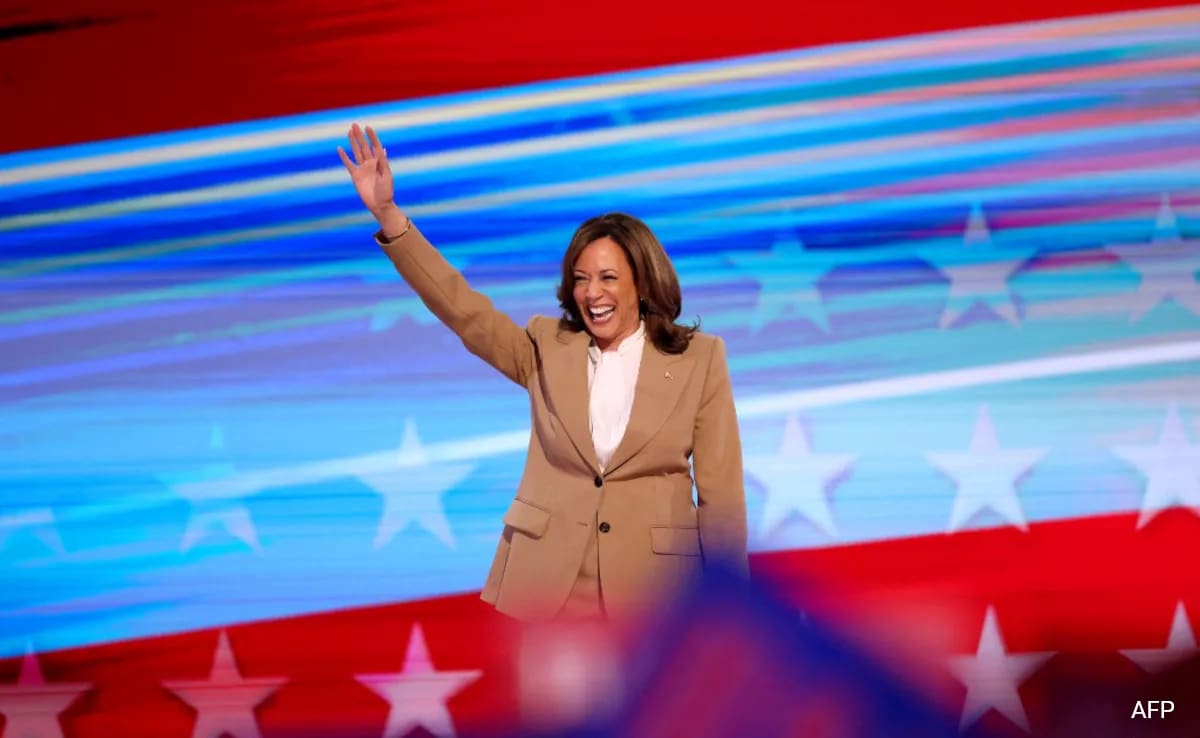 Day 2 Of Democratic Convention: Obama Set To Praise Kamala Harris