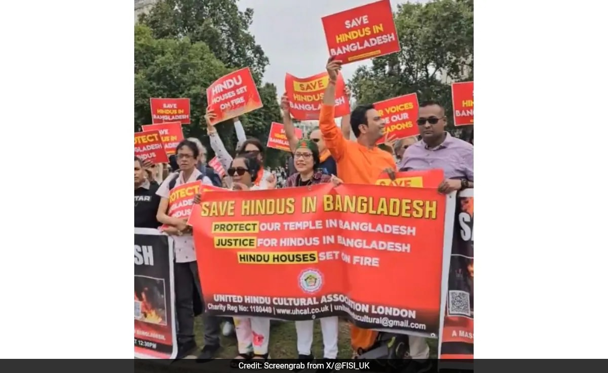 Protesters Outside UK Parliament Condemn Violence Against Bangladeshi Hindus