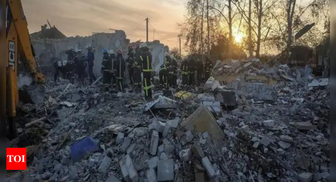 One dead, dozens injured in Russian strikes on Ukraine's Pavlograd – Times of India