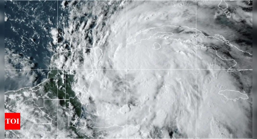 Hurricane Helene prompts mass evacuations in Florida as it nears landfall – Times of India