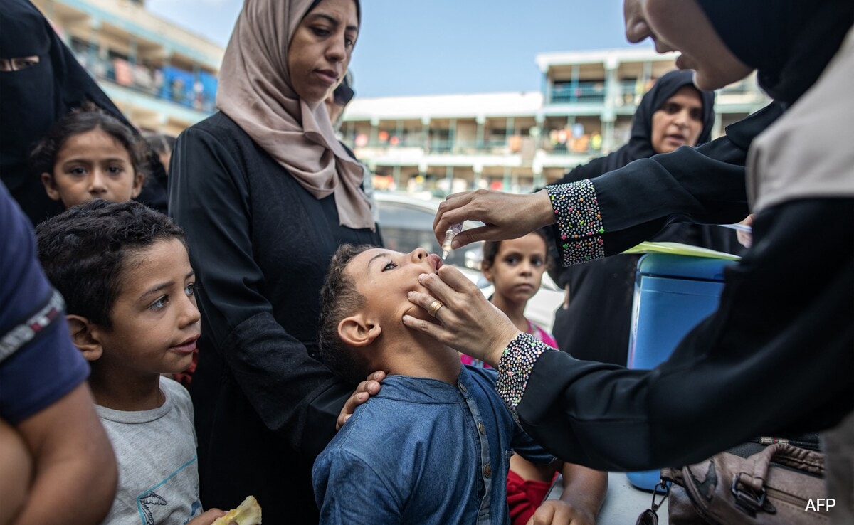 Israeli Strikes Kill 27 Palestinians In Gaza As Polio Vaccination Resumes