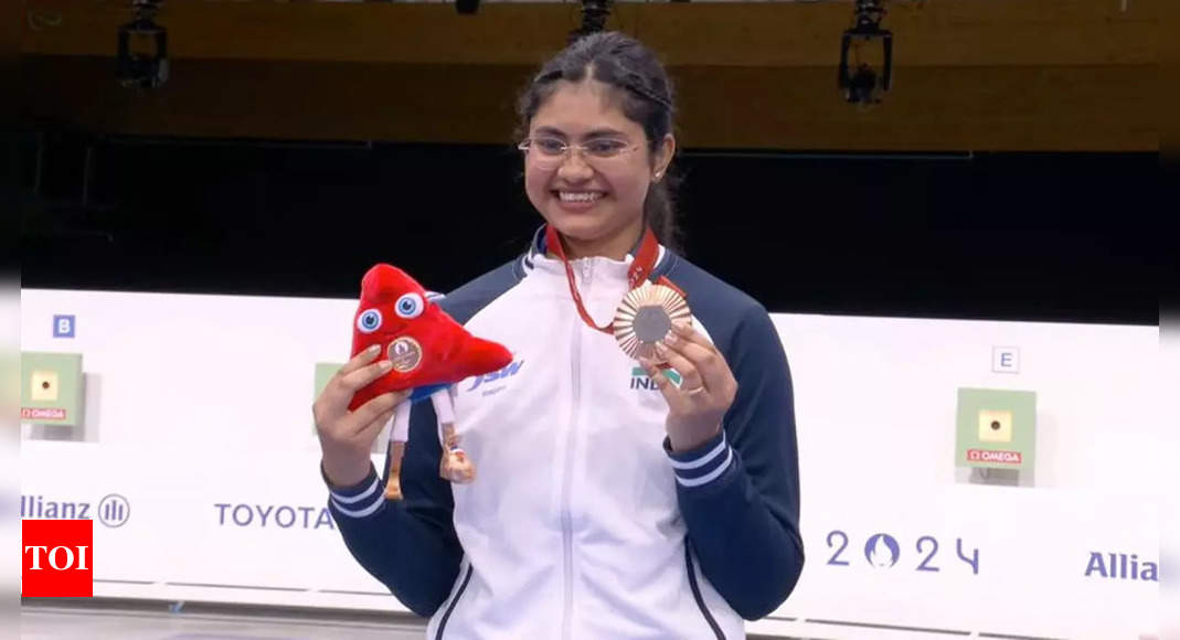 Paris Paralympics 2024 Day 3 Live Updates: Rubina Francis wins bronze in Women's 10m Air Pistol SH1 event, shuttlers Suhas, Sukant in semis  – The Times of India