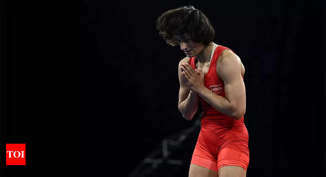 'Vinesh Phogat ne ek Olympic medal ka nuksaan karvaya' | More sports News – Times of India