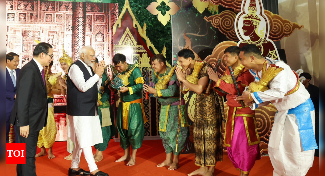 Phra Lak Phra Ram: PM Modi greeted with performance of Lao Ramayana in Vientiane | India News