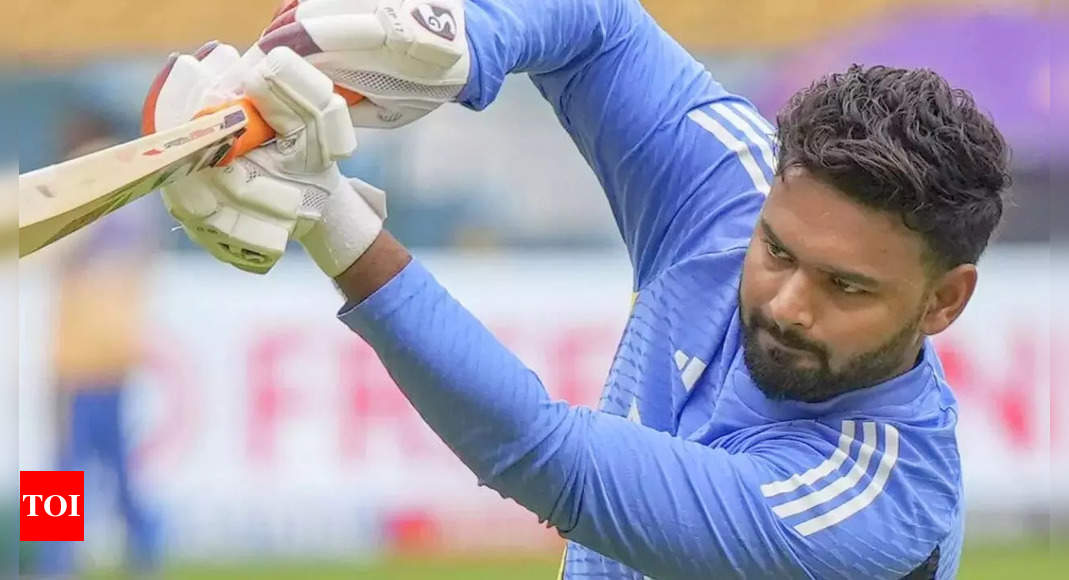 RCB woo Rishabh Pant as wicketkeeper-batter pads up to enter IPL auction | Cricket News - Times of India