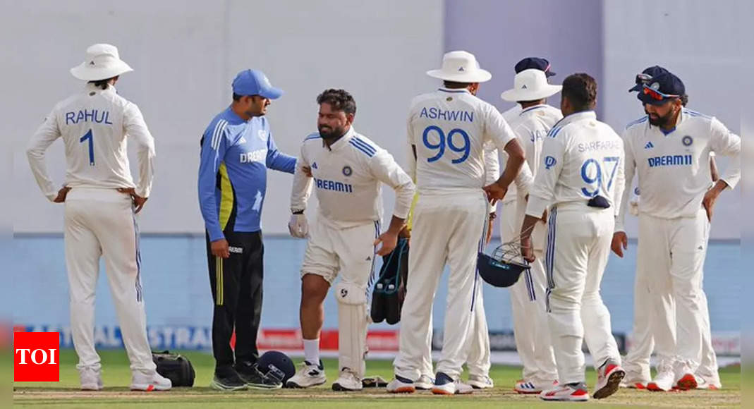 Rishabh Pant fails to take field on Day 3 of India vs New Zealand Test | Cricket News – Times of India