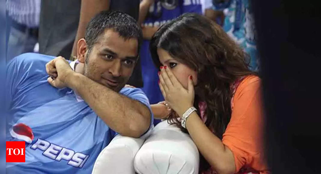 Sakshi Dhoni: 'Tumko kuch nahi pata hai': When Sakshi 'taught' MS Dhoni about a stumping rule | Cricket News – Times of India