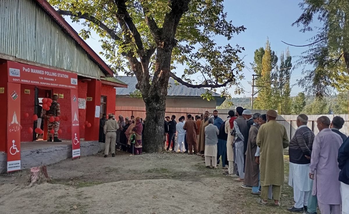 Jammu And Kashmir Records 11.6% Voters’ Turnout Till 9 am: 10 Points