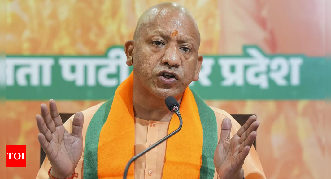 ‘Alamgir Alam looted Jharkhand’s people’: UP CM Yogi Adityanath compares JMM leader with Aurangzeb | India News