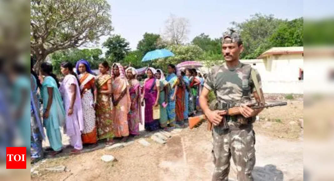 Jharkhand Elections Phase 1: Female voter turnout surpasses male participation by 4.8%