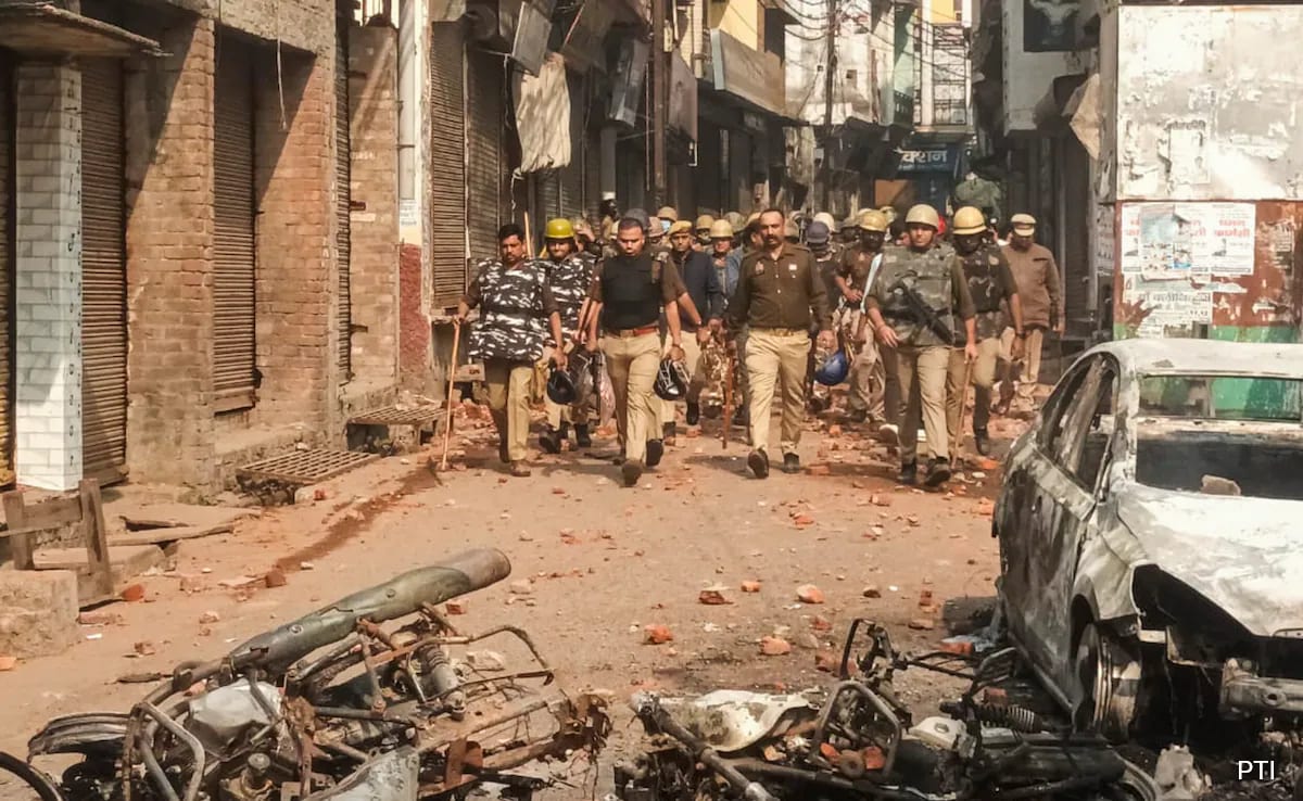 3 Dead, Over 30 Cops Injured: Violence In UP’s Sambhal Over Mosque Survey