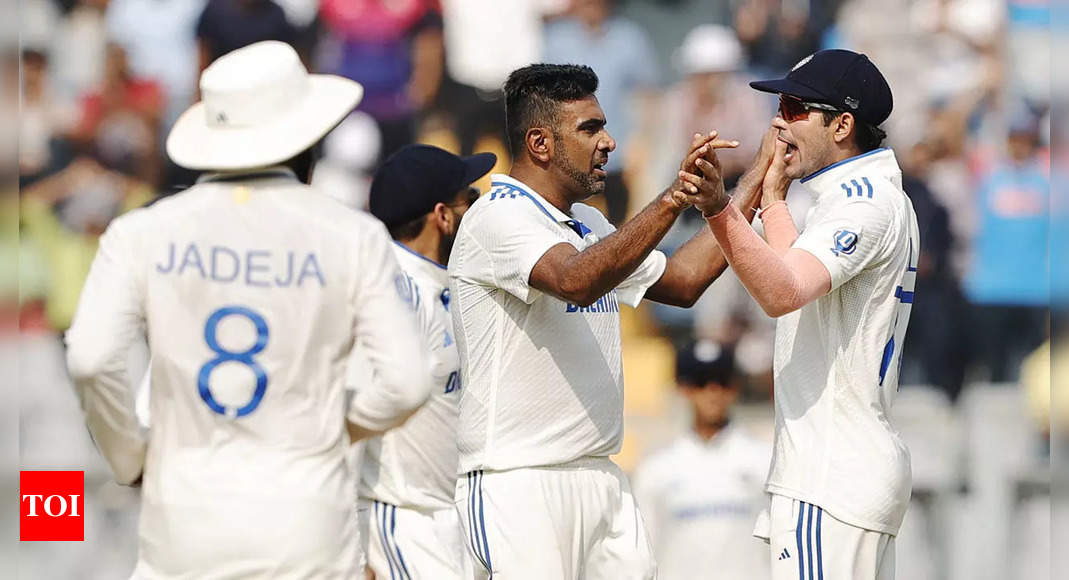 India vs New Zealand Live Score, 3rd Test Day 2: Sundar, Ashwin rattle New Zealand with two quick strikes after Tea  – The Times of India